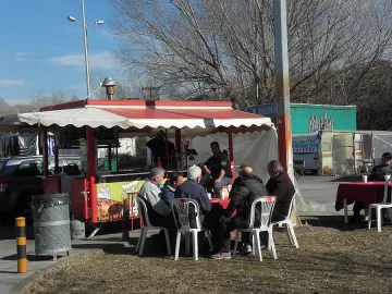 Без гърци в Петрич и Сандански заради блокадата