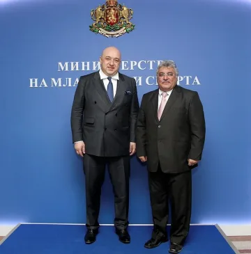 Кувейтският посланик поиска среща с Кралев 