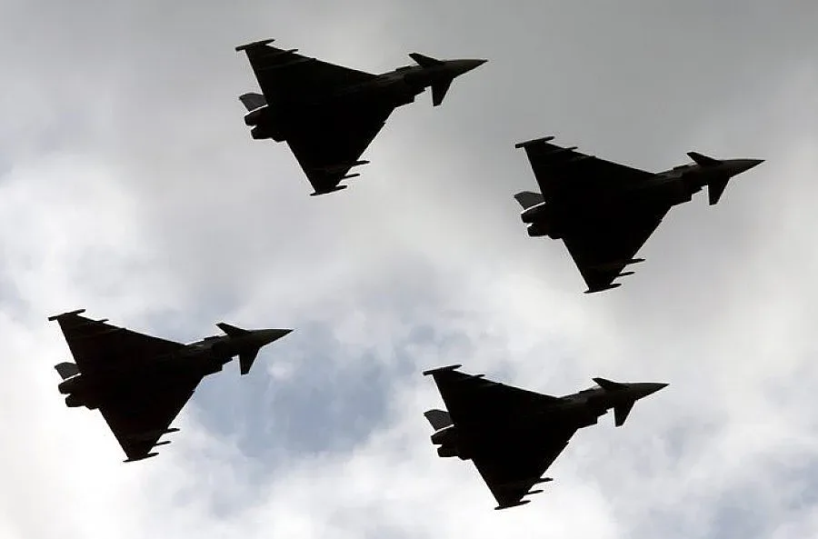 НАТО ще пази небето ни