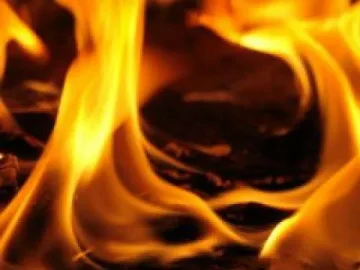 Пожар вилня в празно заведение в Разлог 