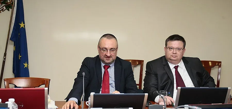 Бойко: Спрете сериалите във ВСС (ОБЗОР)