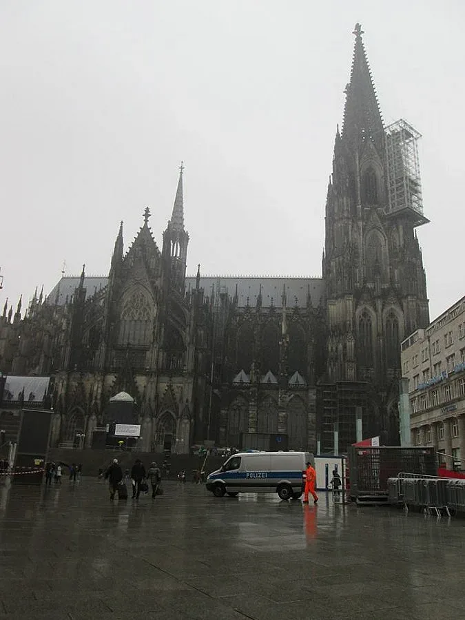 В Кьолн подозират капан за бежанците