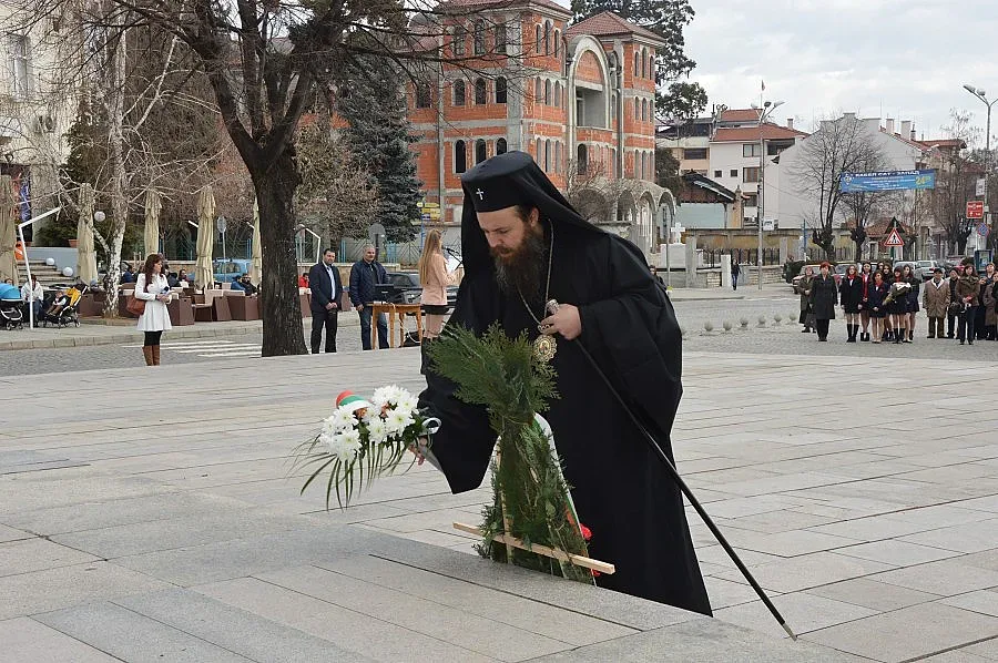 Вдигат паметник на хан Тервел