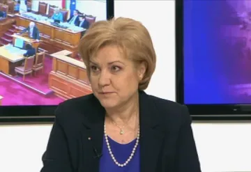Менда Стоянова: И от РБ клатят кабинета