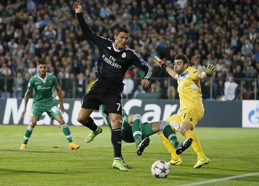 Владо Стоянов сменя професията заради загубен бас 