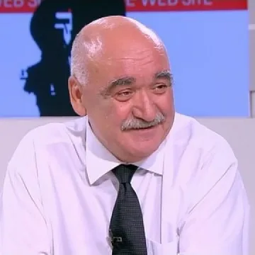 Вирусът Зика може да се  предава и по полов път