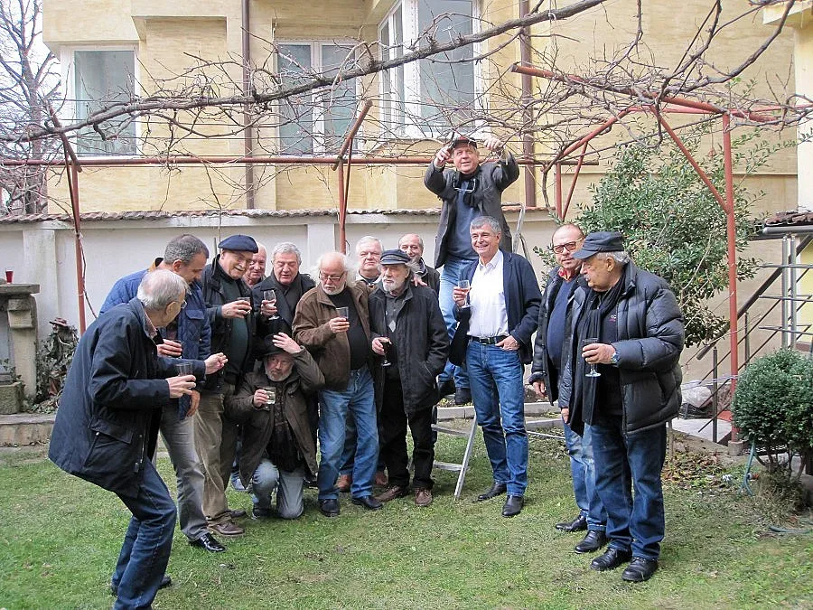 Мощна компания почете Свети Трифон 