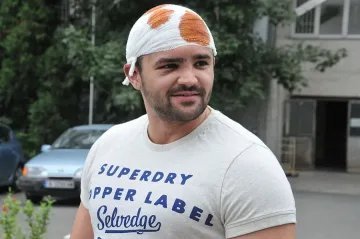 Пускат британския Рамбо Джон Кери без съд