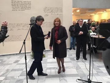 Манолова с отчет за 100 дни като омбудсман