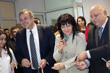 Откриха обновеното отделение по хемодиализа в Кърджали 