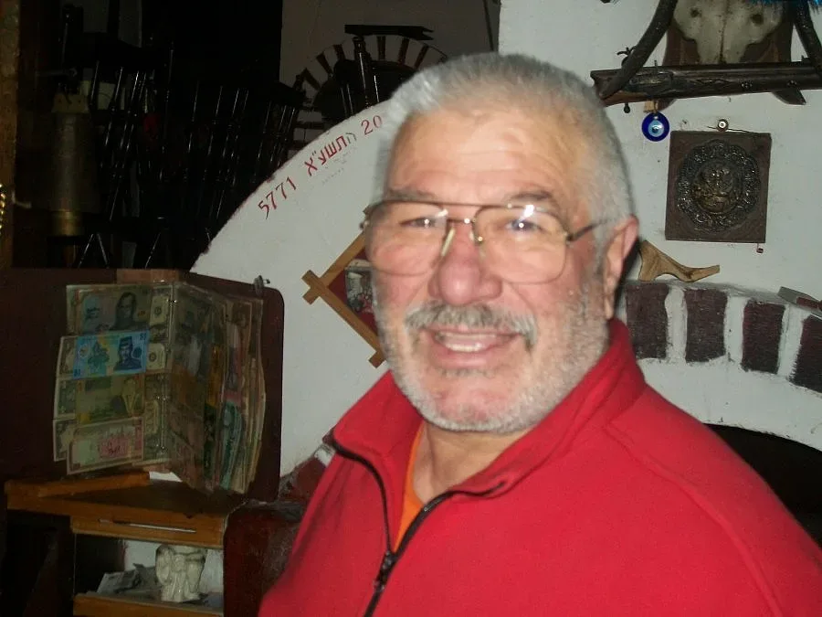 Стари банскалии с механи бранят автентичното