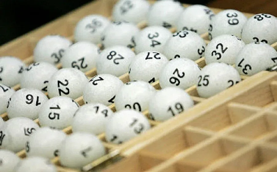 Джакпот отново оцеля