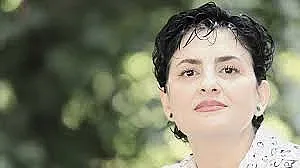 Андролова отсече! Това е премиер с психични отклонения!