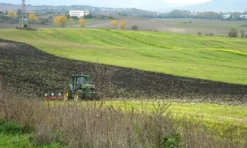 Разясняват на земеделците директните плащания