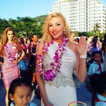 Мис Вселена България: Изкарах цял месец с Доналд Тръмп