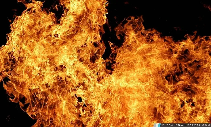 Експлозия в дома на гръцки министър