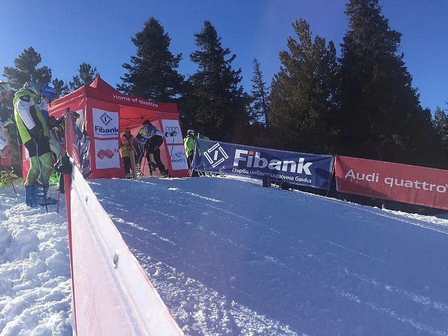 Скиорите на "Юлен" с пълен успех в Боровец 