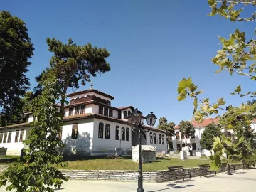 Наш музей крие истини за бъдещето. Прогнозата за 2025 г.