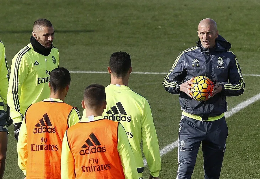 "Реал" М ще прибере 1,4 млрд. евро от "Адидас"