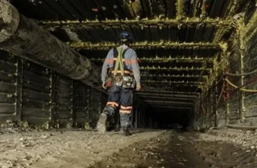 Спасиха миньори след 36 дни под земята