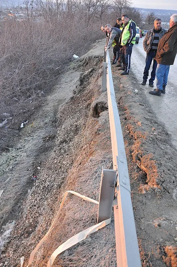 Свлачище раздвои пътя Монтана – Враца