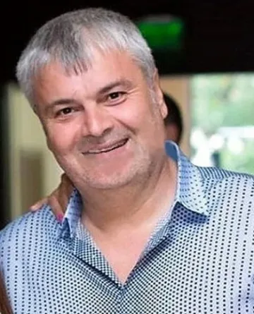Краси Яричката се събуди