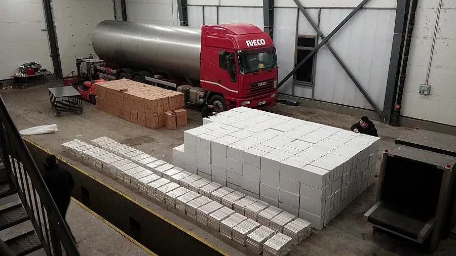 Спряха рекордна контрабанда на цигари