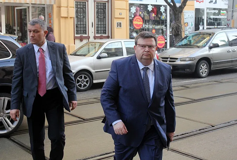 Цацаров кани евроексперти след доклада (ОБЗОР)