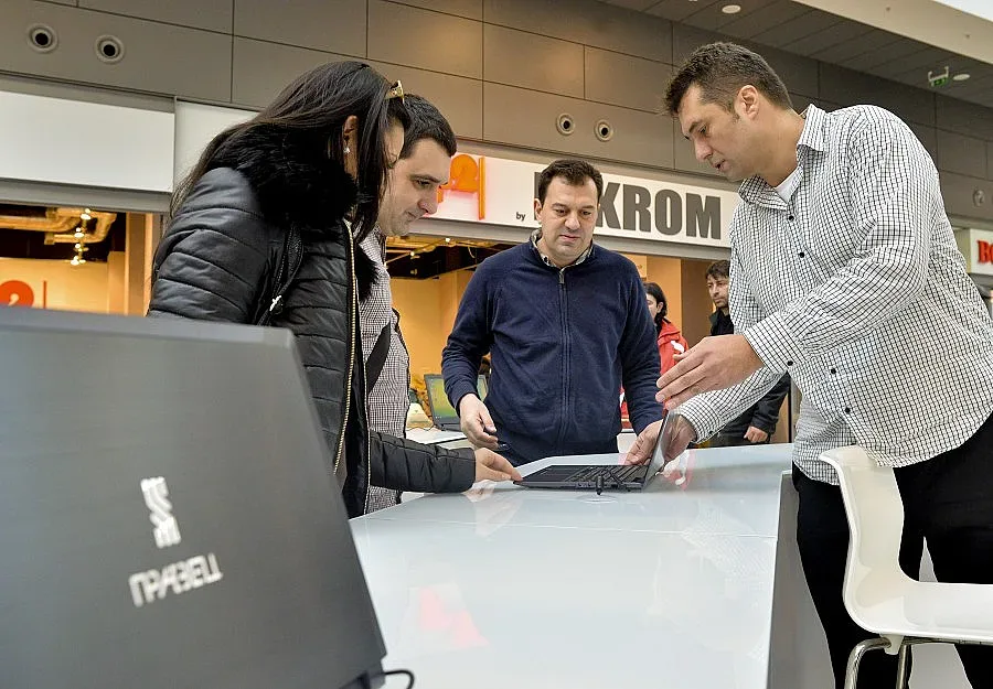 1,5 млн. от българите са бедни, толкова са и богатите