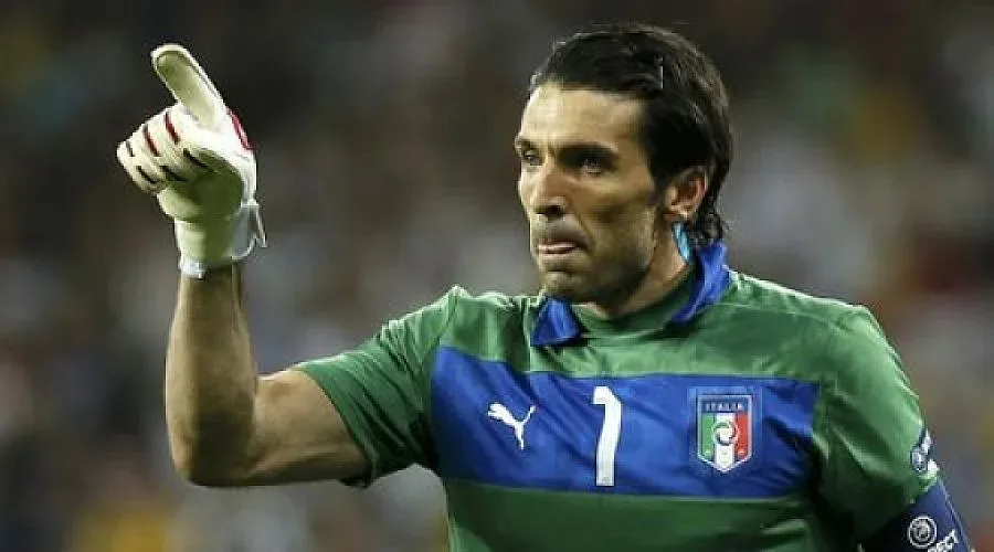Буфон спира с футбола след Мондиал 2018
