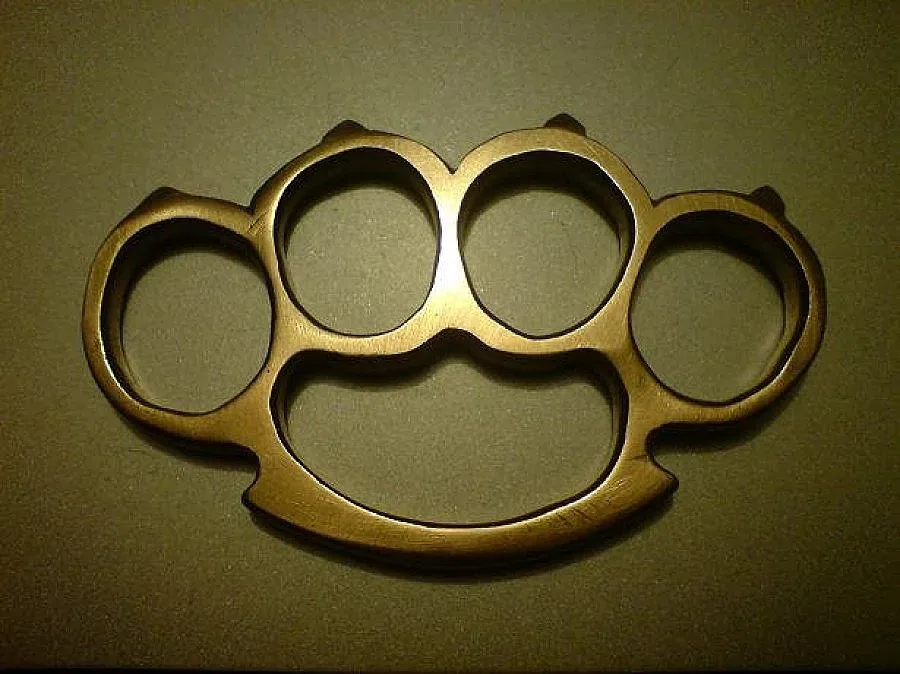 Нападнаха с бокс шофьор на градския транспорт в София