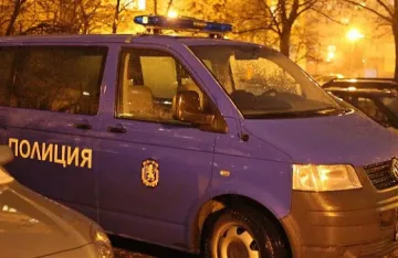 Спецакция в Перник, хванаха 15 крадци на коли и техника