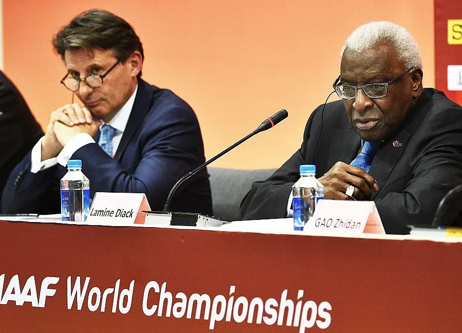 "Адидас" къса с леката атлетика