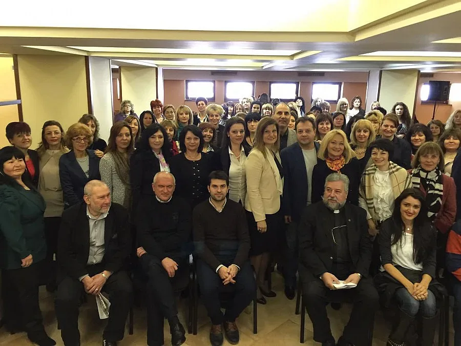 ГЕРБ играят сами за президент (ОБЗОР)