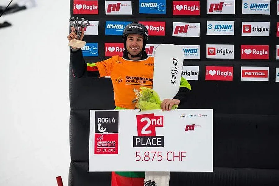 Янков изпусна 3-а победа, Жекова с малък финал