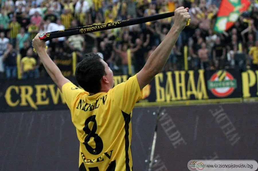 Официално: Неделев се връща в "Ботев"