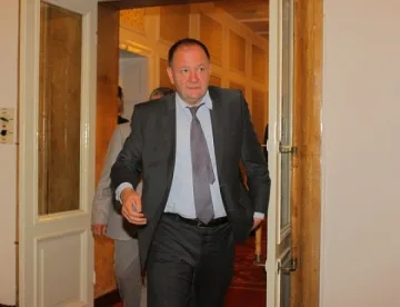 Миков: Българските полицаи не заслужават Бъчварова