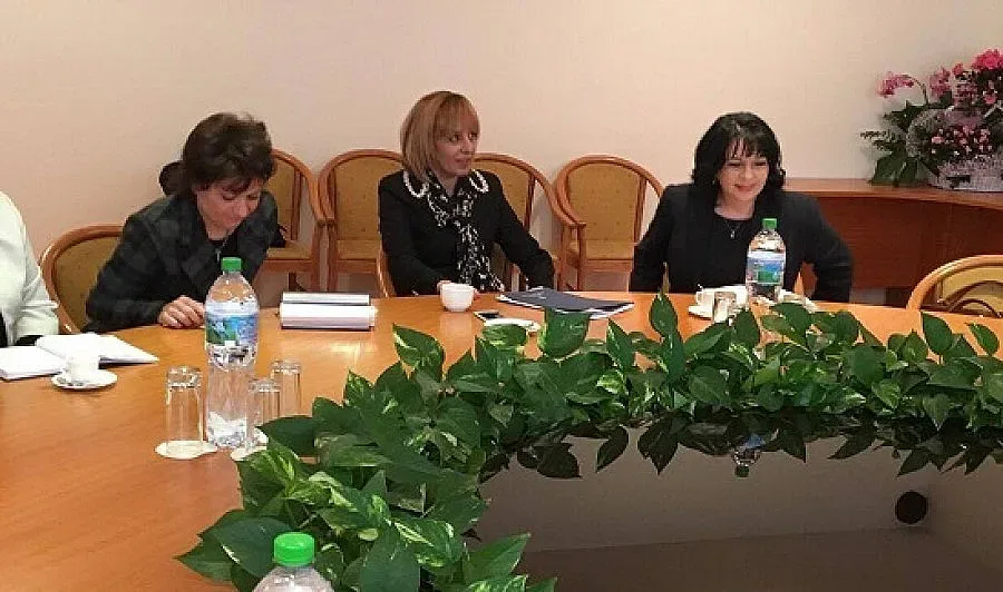 Омбудсманът и Теменужка Петкова ще защитават абонатите на "Топлофикация"