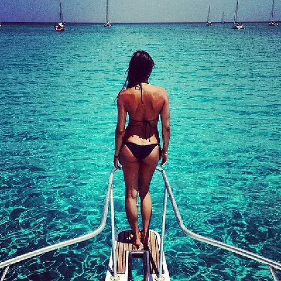 Загадката: Ти помниш ли морето и..