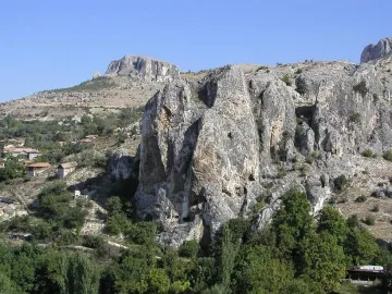 Богове зарязват лозята в Илинденци