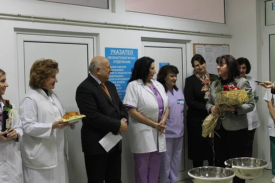 Апарати за кръвно налягане дариха на АГО жените от ГЕРБ в Кърджали 