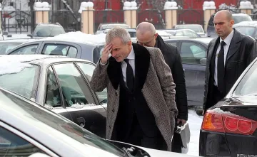 Авер на Ганчев  мами с кухи фирми 