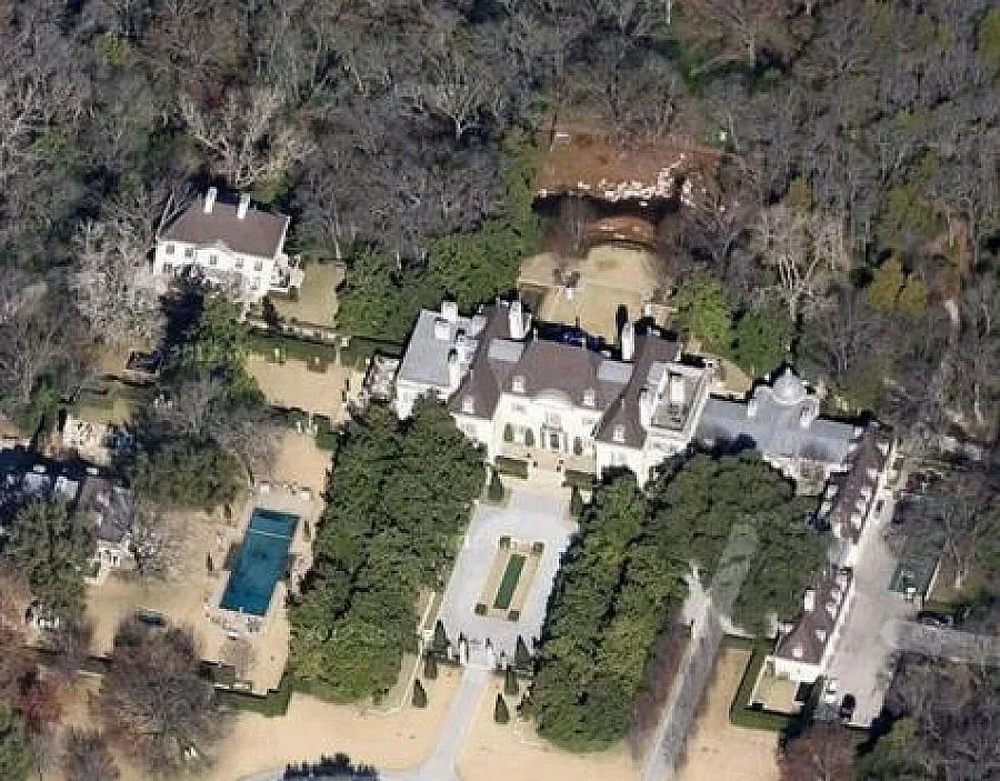 Продадоха имение в Далас за $100 млн.