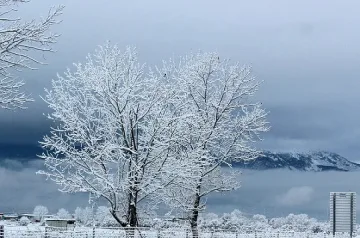 Гърция блокирана от снега