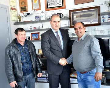 ГЕРБ дари 5500 за лечението на 44-годишен мъж