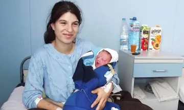 Спешна снежна помощ! Румънка роди в Силистра