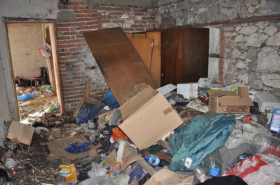 Рецидивист изнасили и ограби психично болна жена