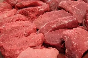 Глобяват търговци заради нелегални мръвки