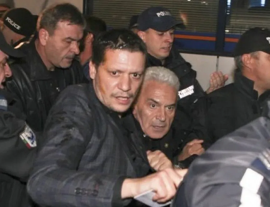 Сидеров и Чуколов на съд за клекшопа