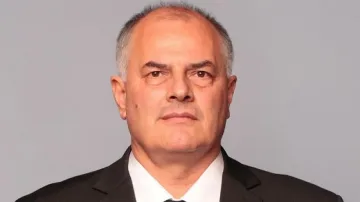 Сплашиха кмета на Аксаково с бомба